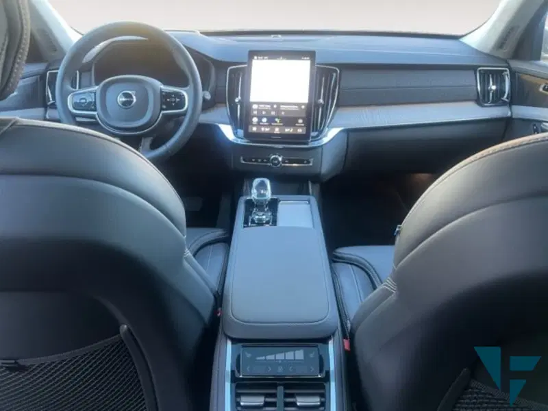 Volvo XC90 usata a Udine (6)