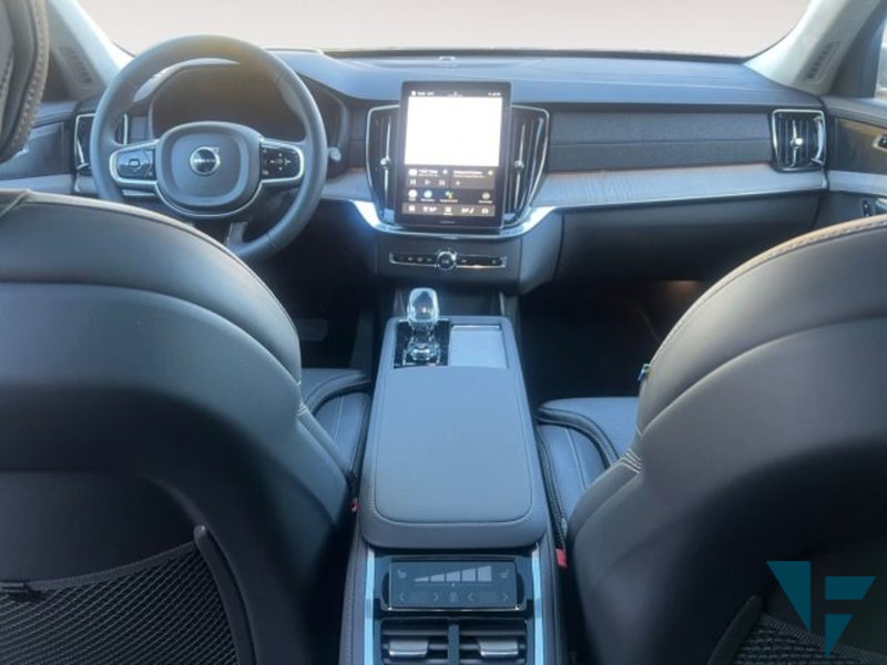 Volvo XC90 usata a Udine (9)