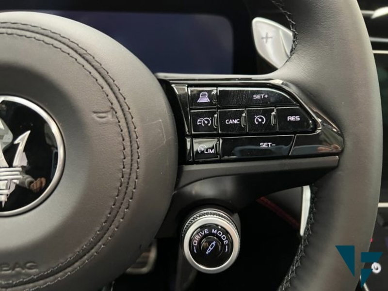 Maserati Grecale usata a Udine (16)