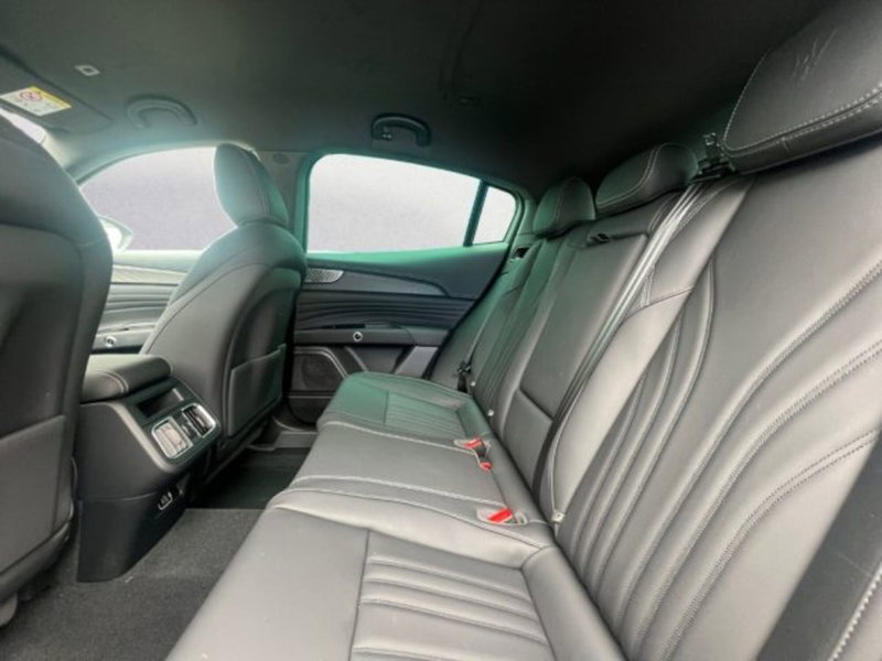 Maserati Grecale nuova a Udine (10)