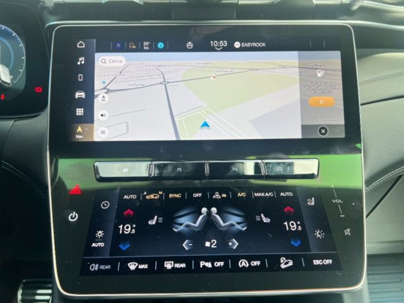 Maserati Grecale nuova a Udine (13)