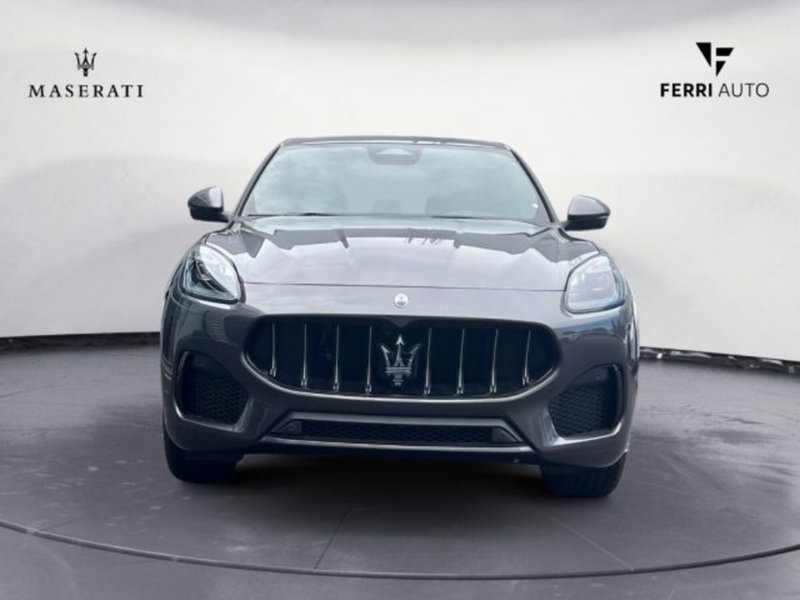 Maserati Grecale nuova a Udine (3)
