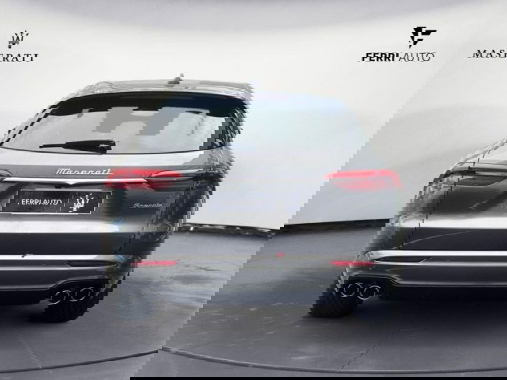 Maserati Grecale nuova a Udine (6)