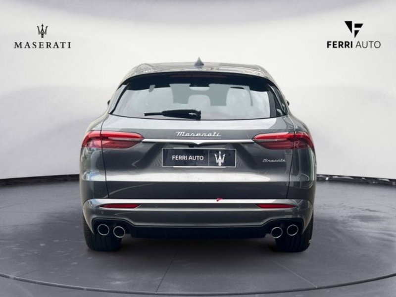 Maserati Grecale nuova a Udine (6)