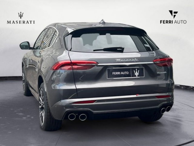 Maserati Grecale nuova a Udine (7)