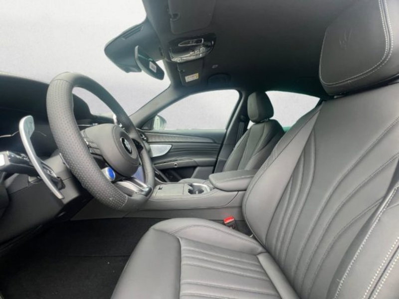 Maserati Grecale nuova a Udine (8)