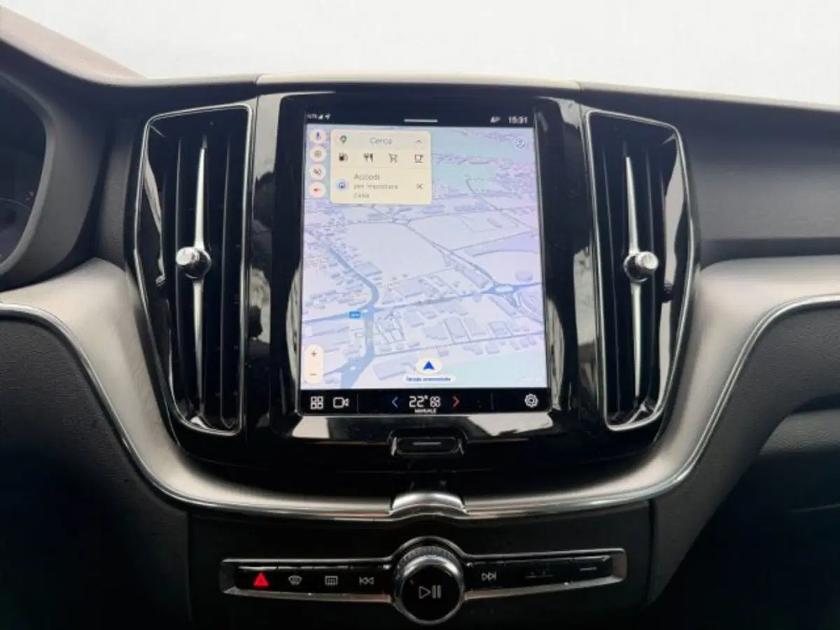 Volvo XC60 usata a Udine (11)