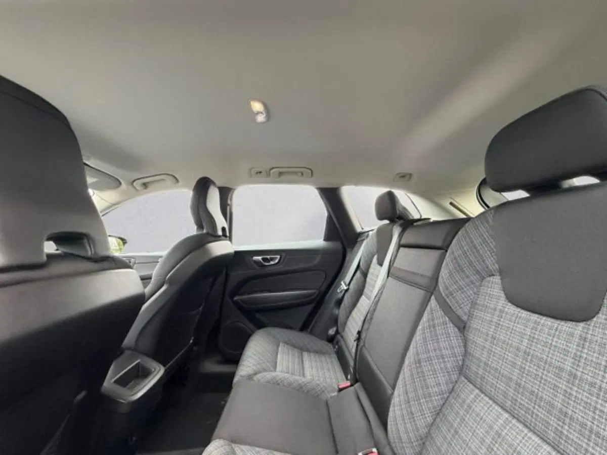 Volvo XC60 usata a Udine (8)
