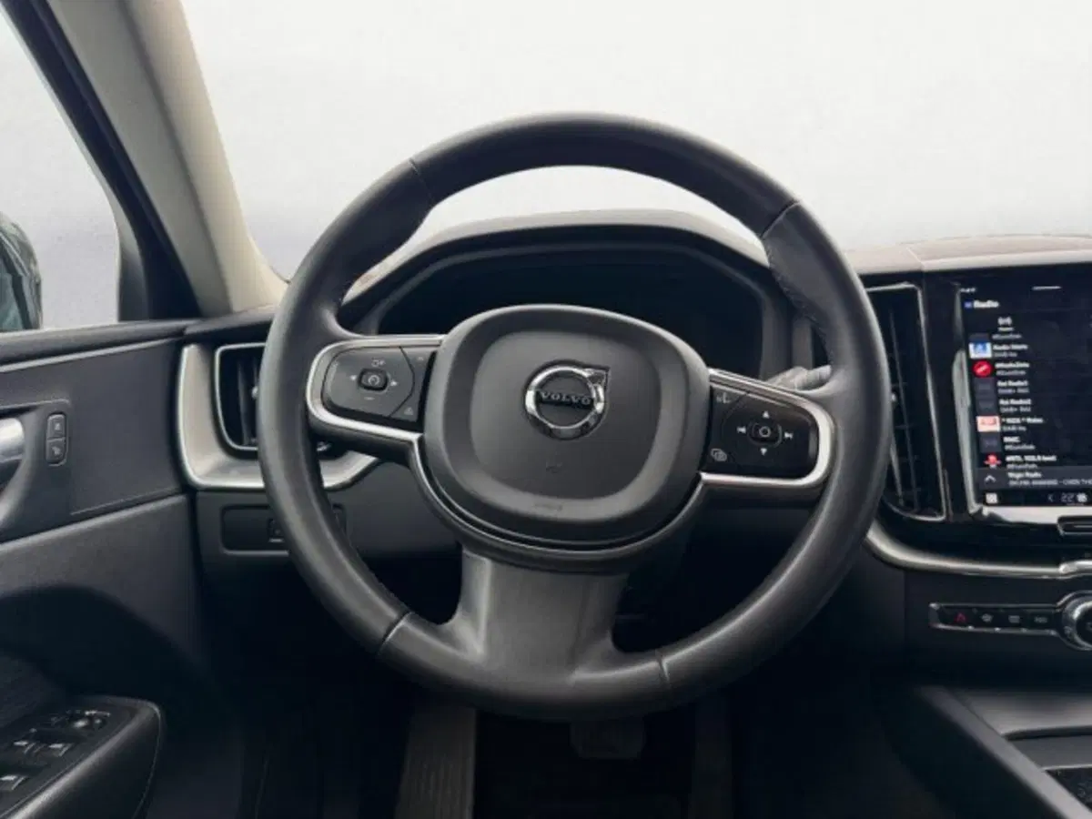 Volvo XC60 usata a Udine (9)