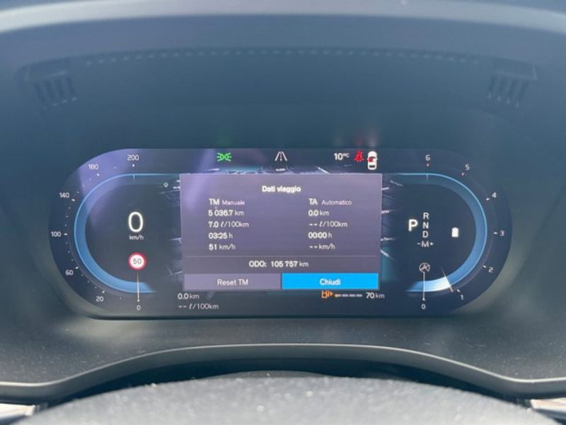 Volvo XC60 usata a Udine (9)