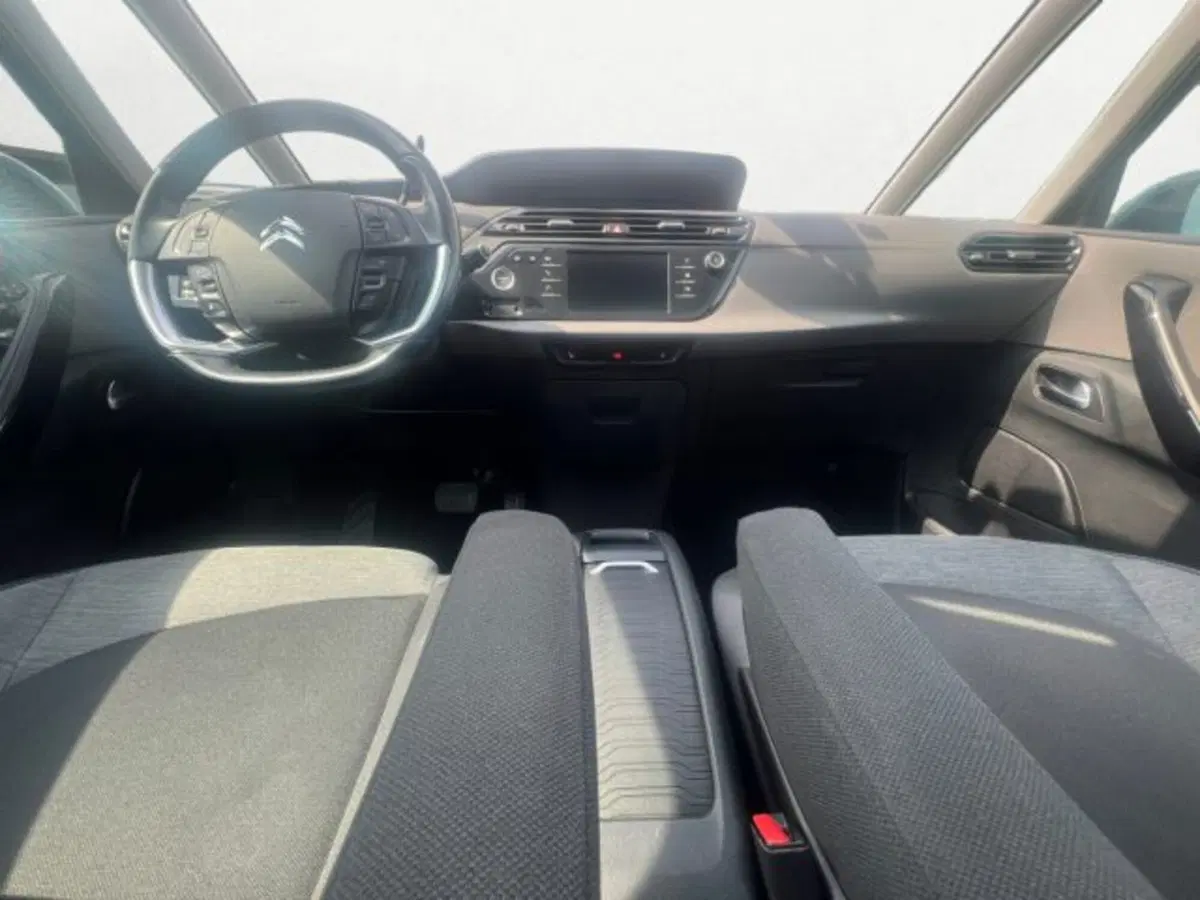 Citroen Grand C4 SpaceTourer usata a Udine (12)