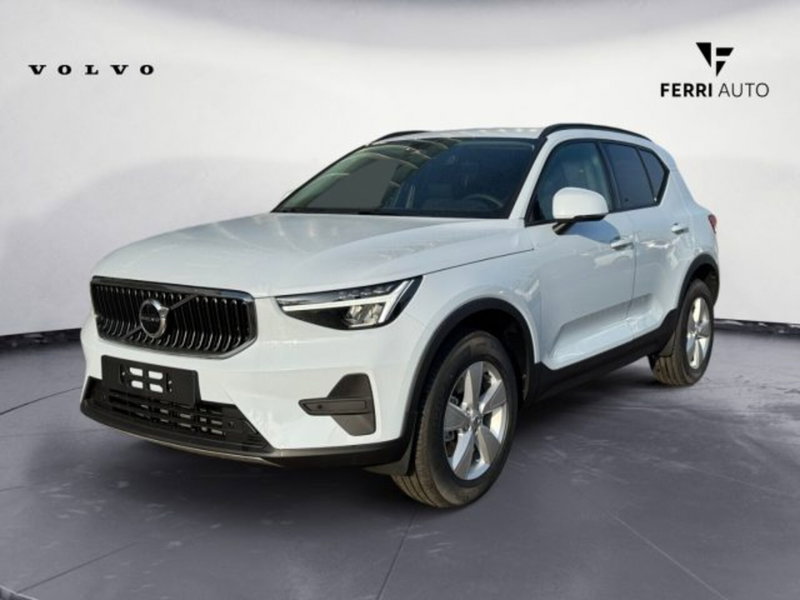 Volvo XC40 nuova a Udine