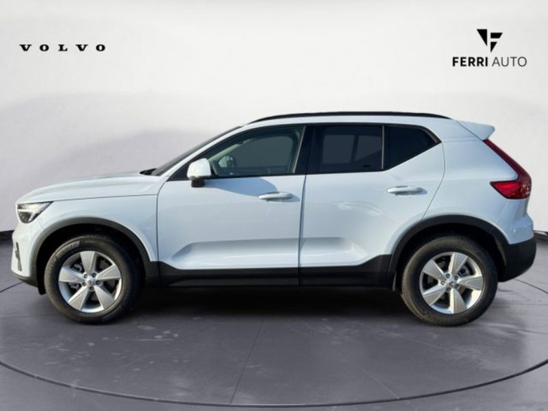 Volvo XC40 nuova a Udine (5)