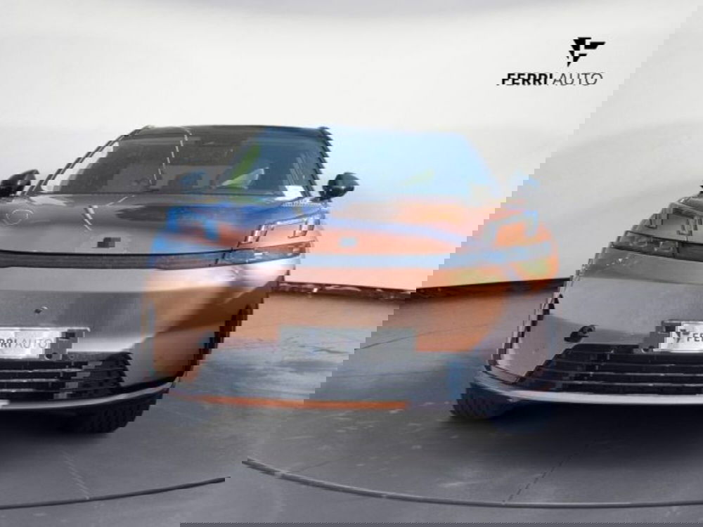 Lynk & Co 08 nuova a Udine (2)