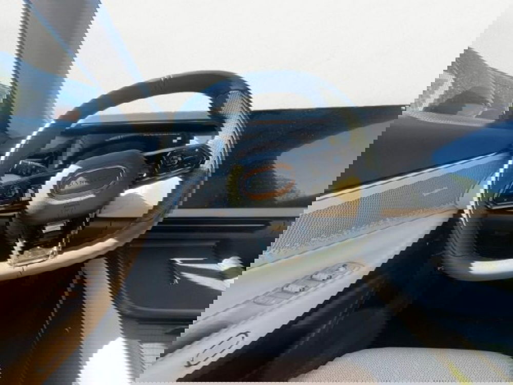 Lynk & Co 08 nuova a Udine (9)