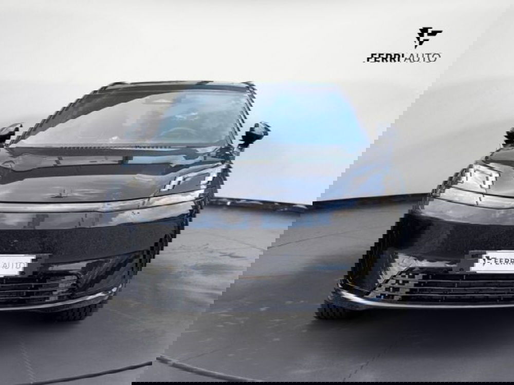 Lynk & Co 08 nuova a Udine (2)