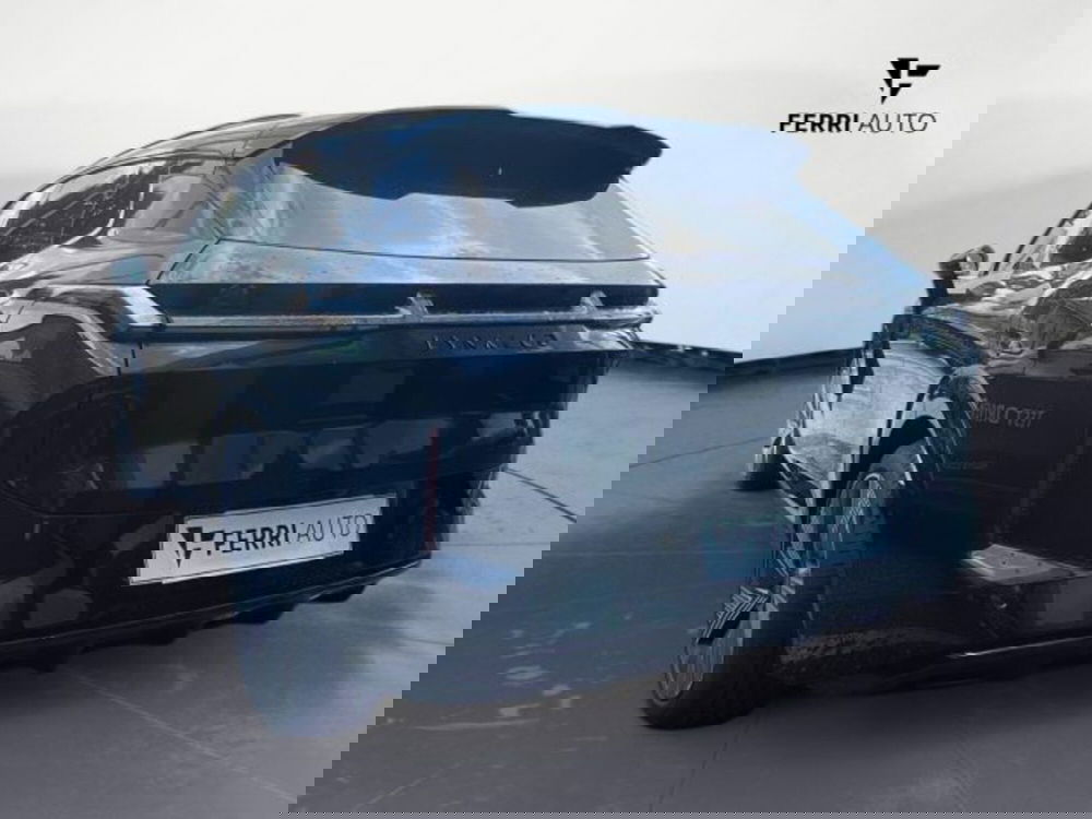 Lynk & Co 08 nuova a Udine (5)