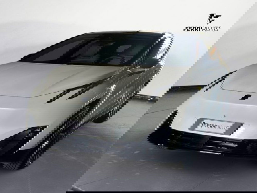 Lynk & Co 02 nuova a Udine