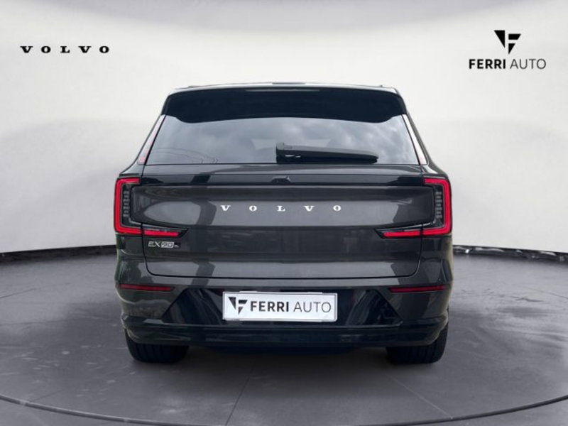 Volvo EX90 usata a Udine (6)