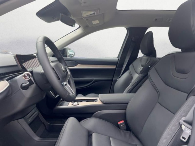 Volvo EX90 usata a Udine (8)