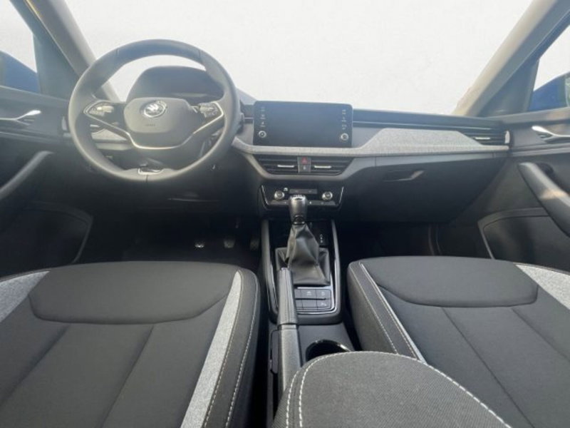 Skoda Kamiq usata a Udine (9)