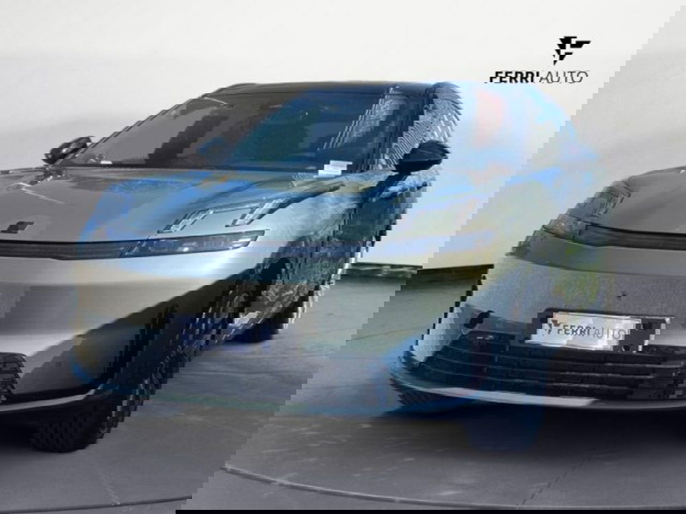 Lynk & Co 08 nuova a Udine