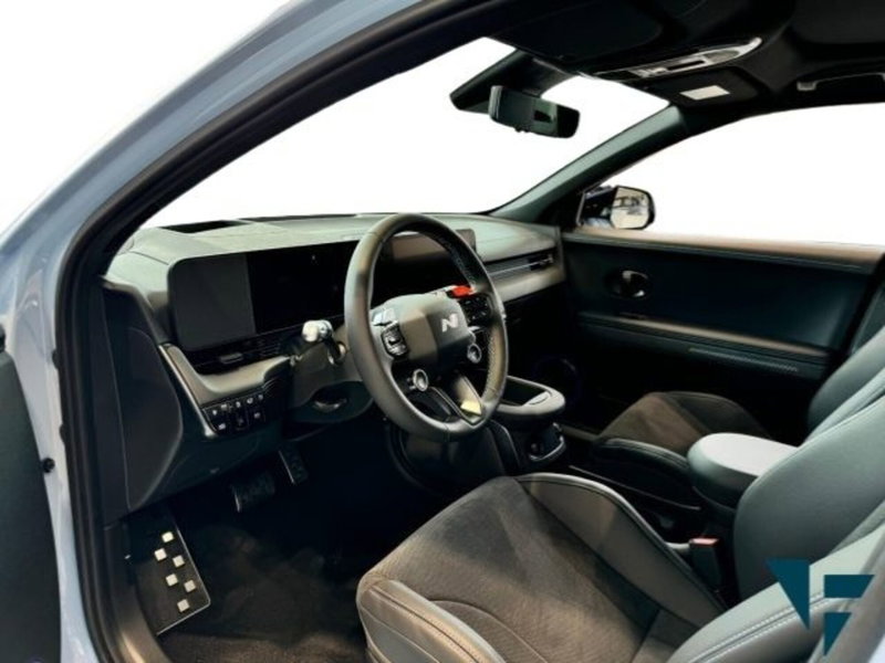 Hyundai Ioniq 5 N  nuova a Udine (8)