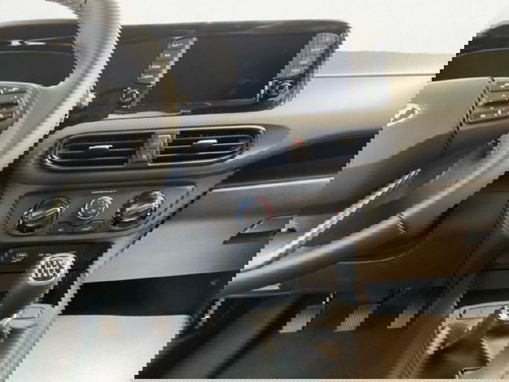 Hyundai i10 nuova a Udine (9)