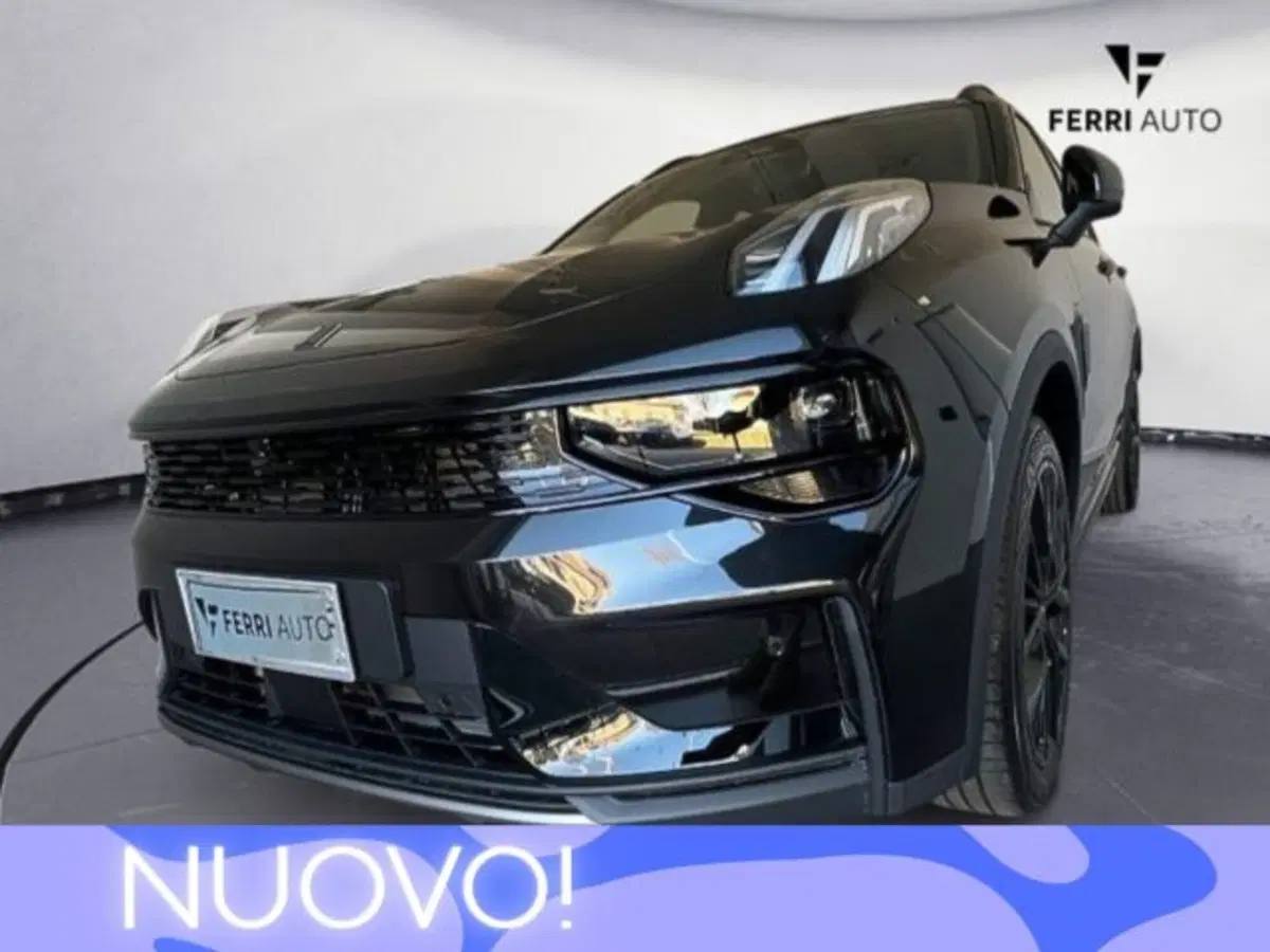 Lynk & Co 01 nuova a Udine