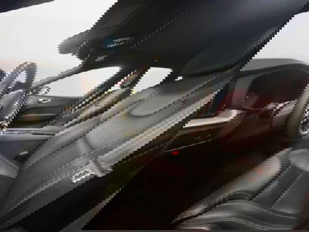 Volvo XC60 usata a Udine (6)