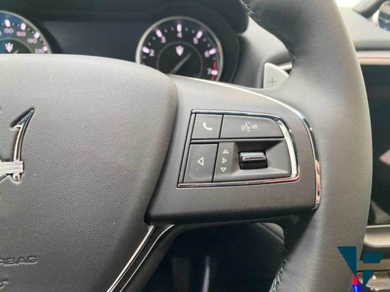 Maserati Ghibli usata a Udine (11)