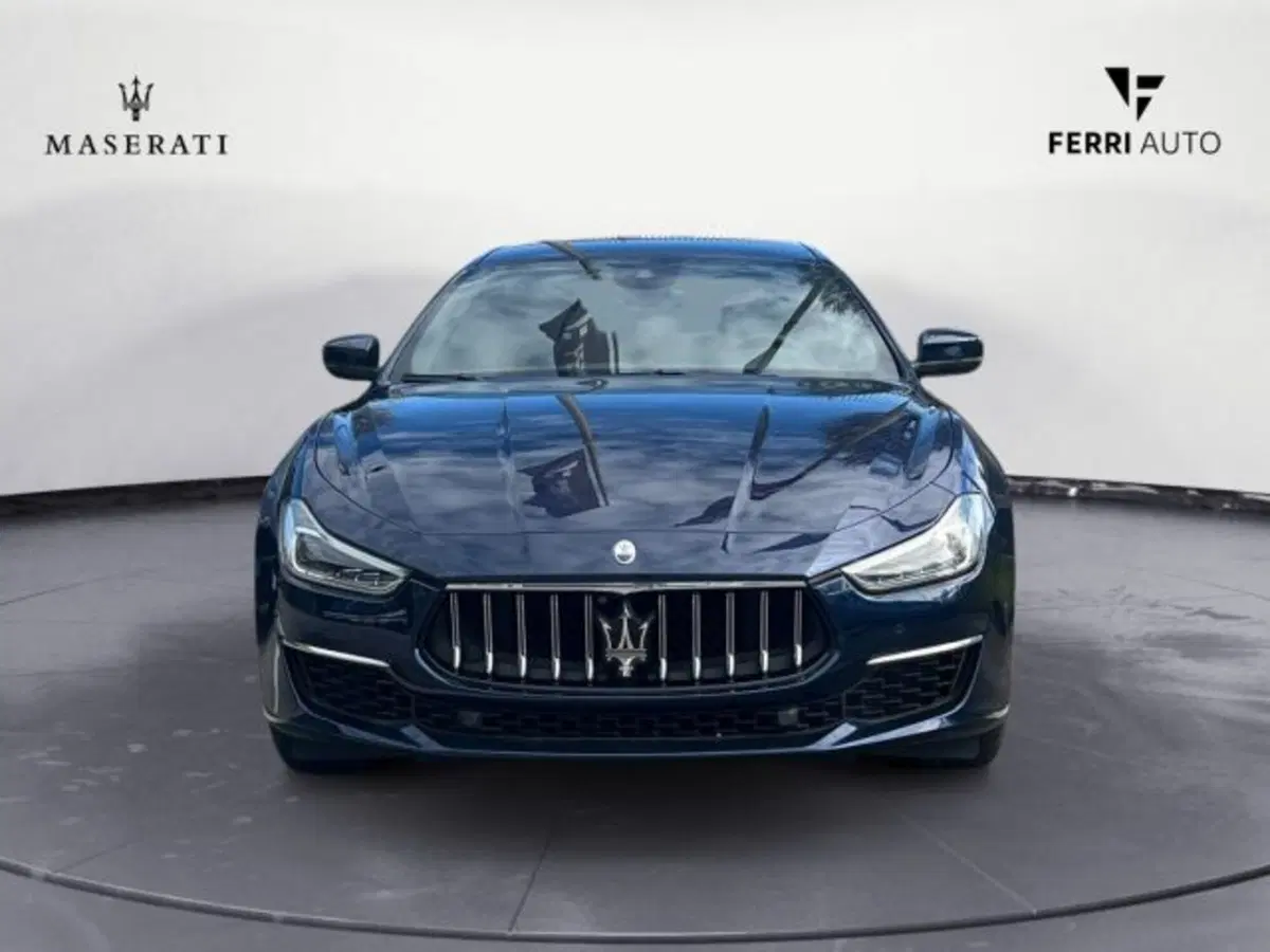 Maserati Ghibli usata a Udine (3)