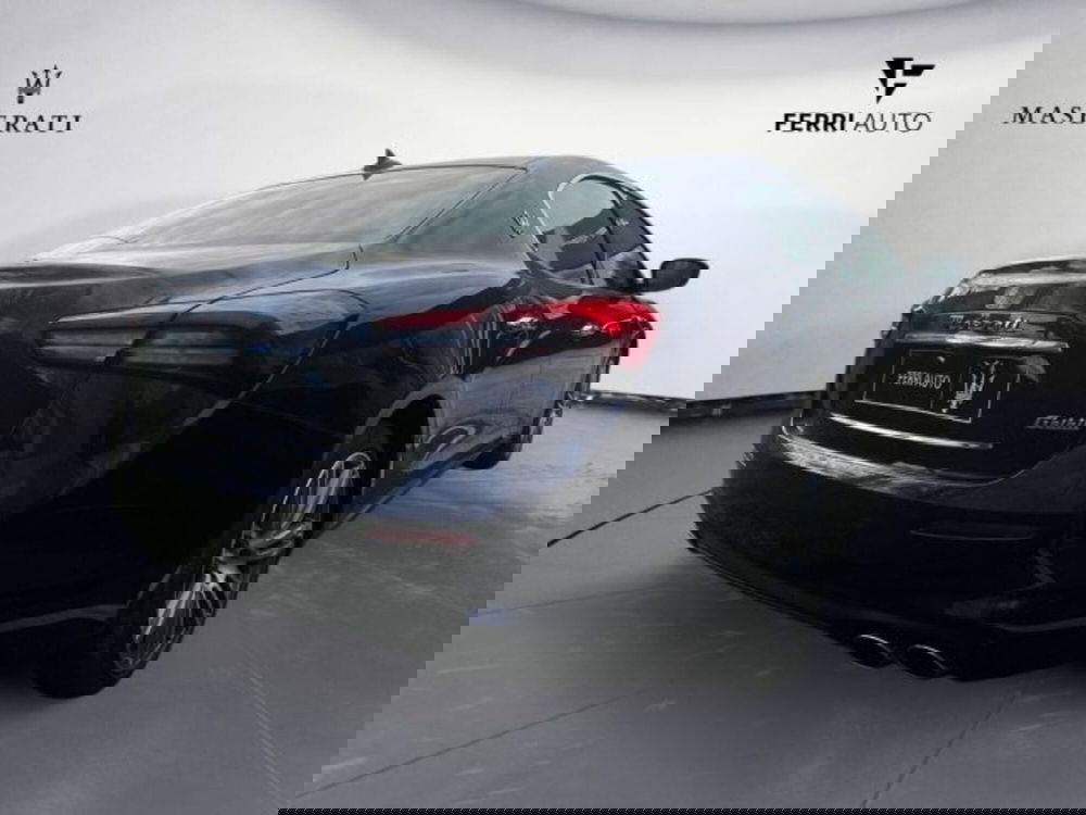 Maserati Ghibli usata a Udine (5)