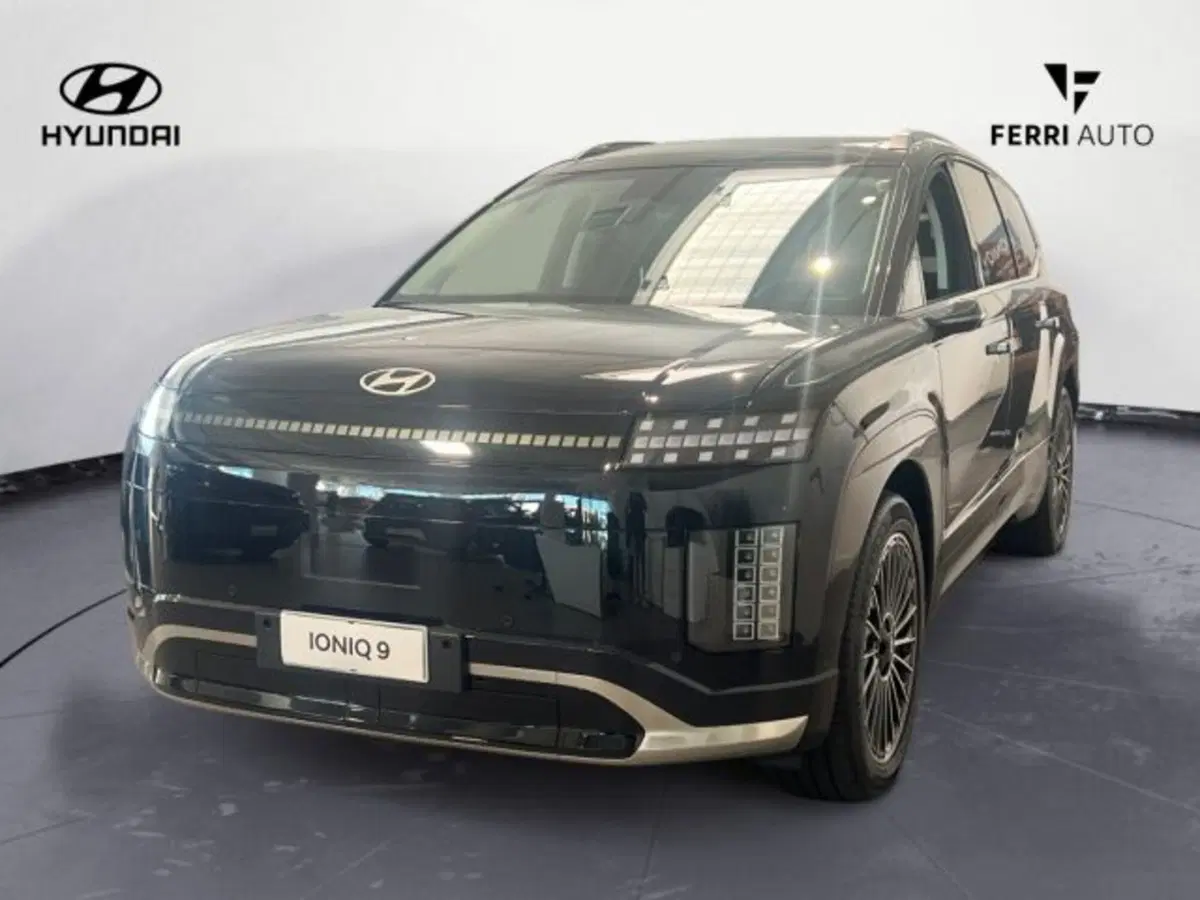 Hyundai Ioniq 9 nuova a Udine