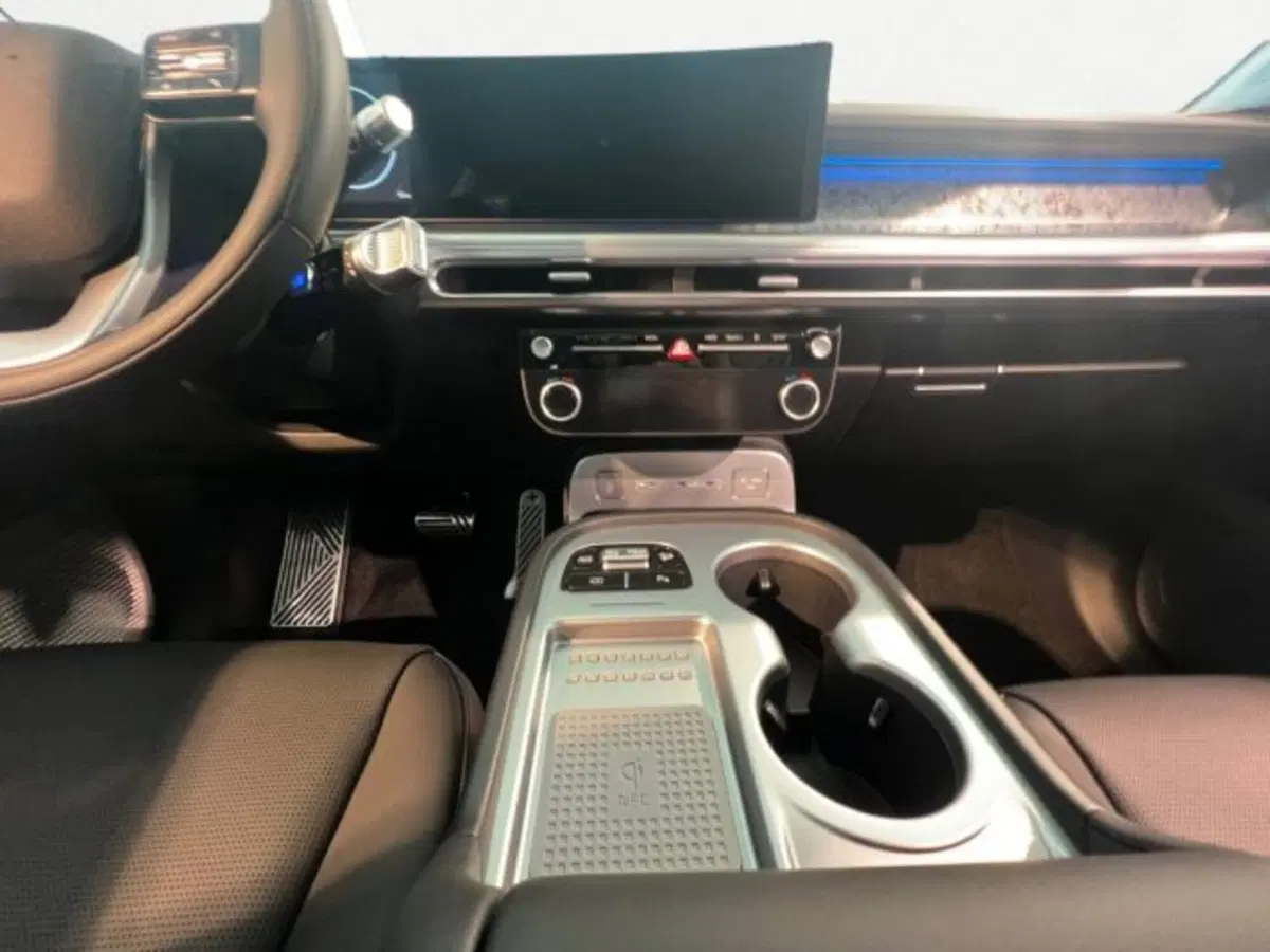 Hyundai Ioniq 9 nuova a Udine (10)