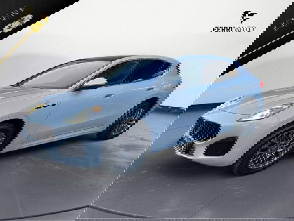 Maserati Grecale usata a Udine