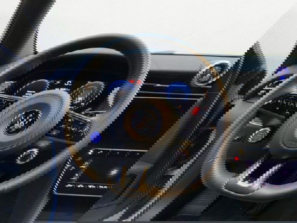 Maserati Grecale usata a Udine (11)