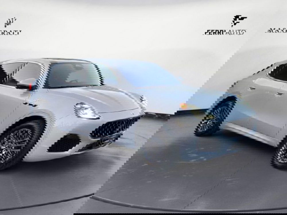 Maserati Grecale usata a Udine (6)