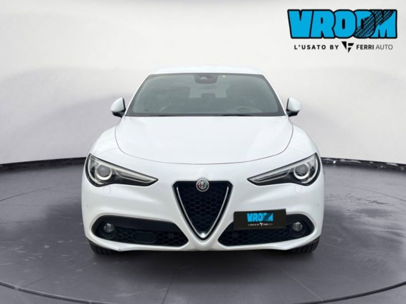 Alfa Romeo Stelvio usata a Udine (3)