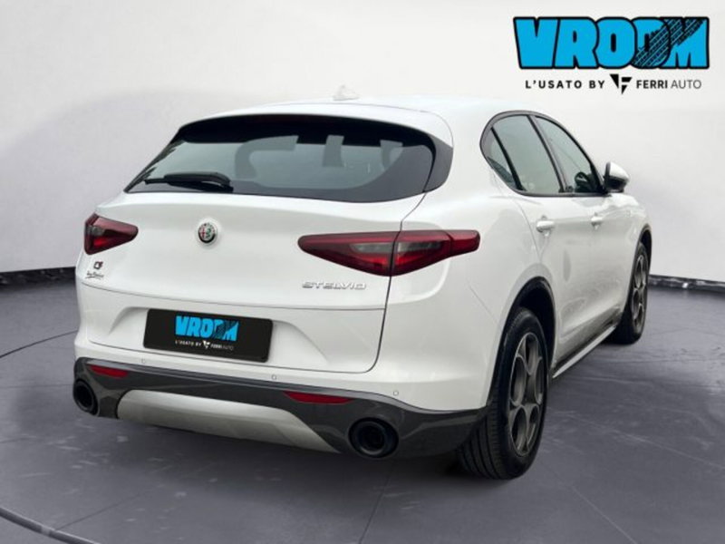 Alfa Romeo Stelvio usata a Udine (5)