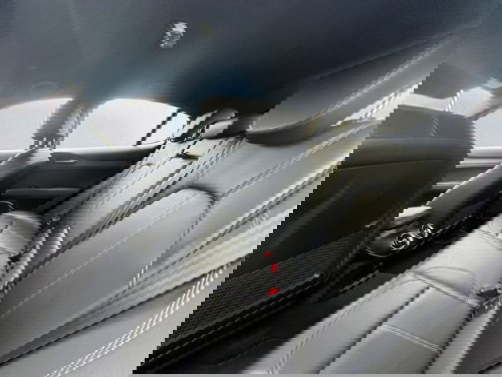 Alfa Romeo Stelvio usata a Udine (8)