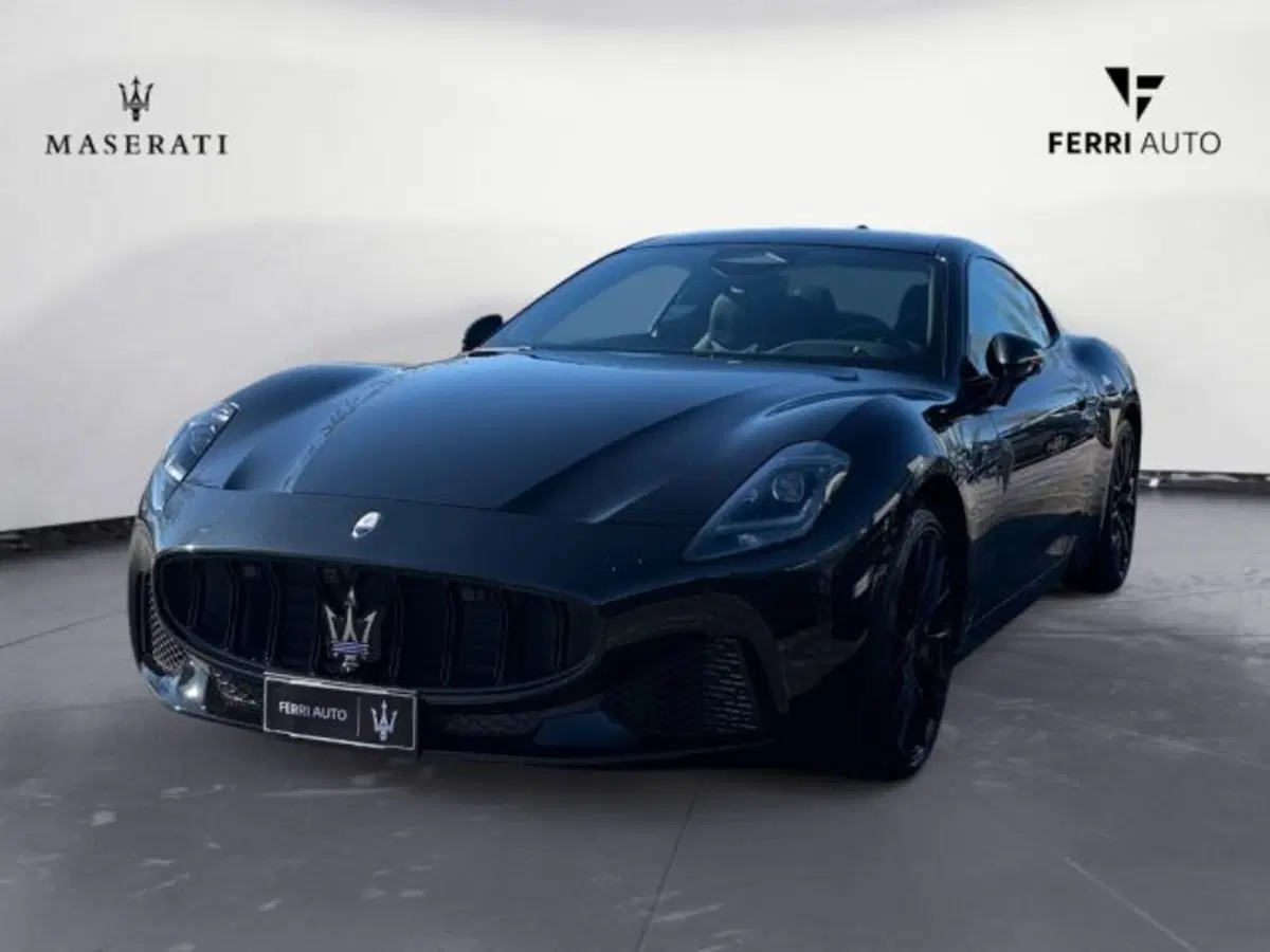 Maserati Granturismo usata a Udine (2)
