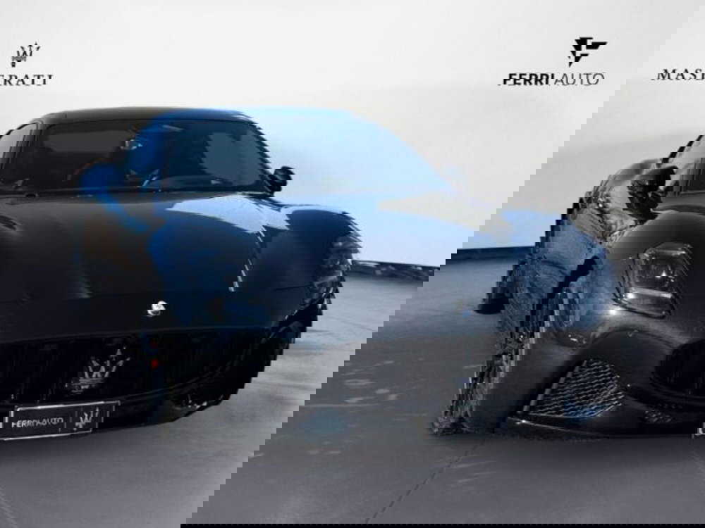 Maserati Granturismo usata a Udine (4)