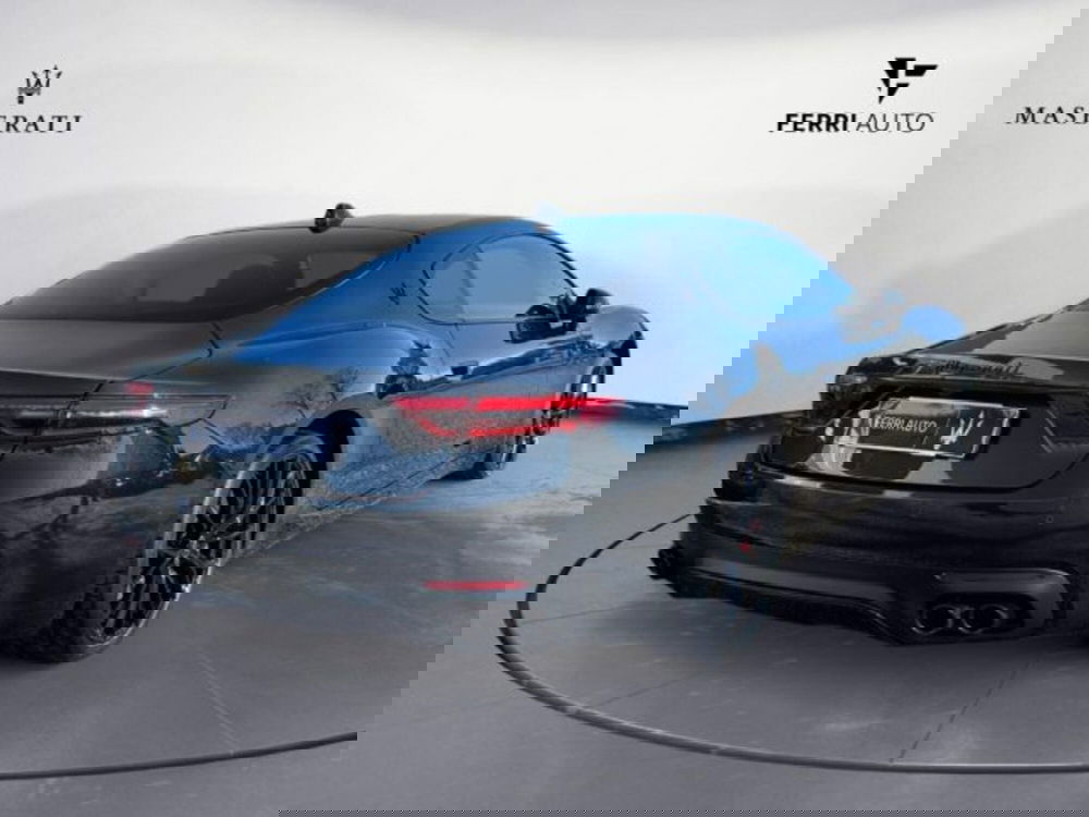 Maserati Granturismo usata a Udine (5)