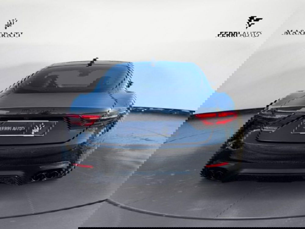 Maserati Granturismo usata a Udine (6)