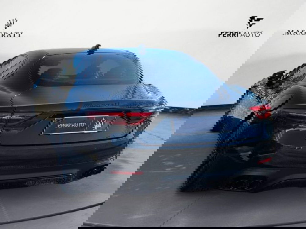 Maserati Granturismo usata a Udine (7)