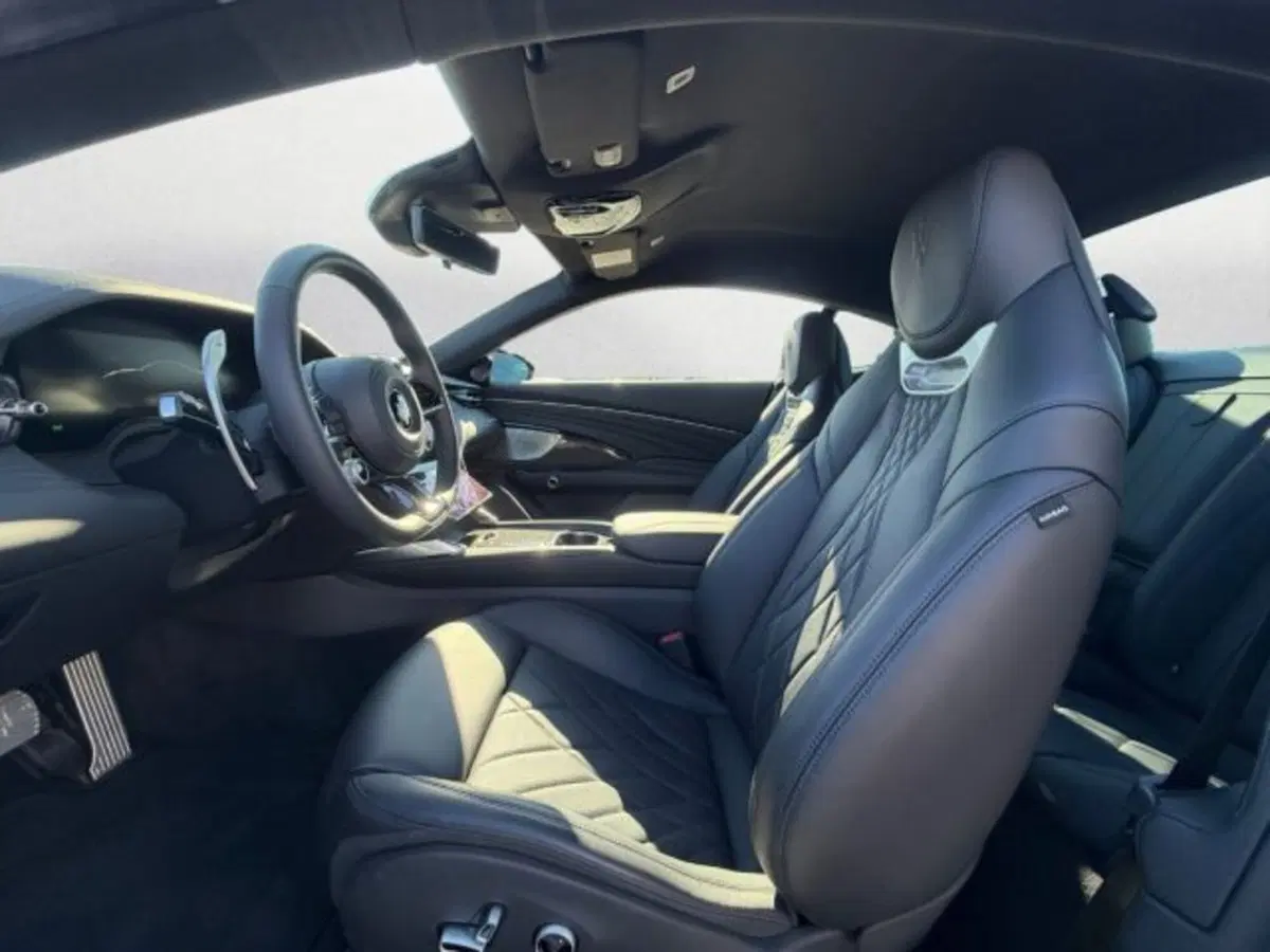 Maserati Granturismo usata a Udine (8)