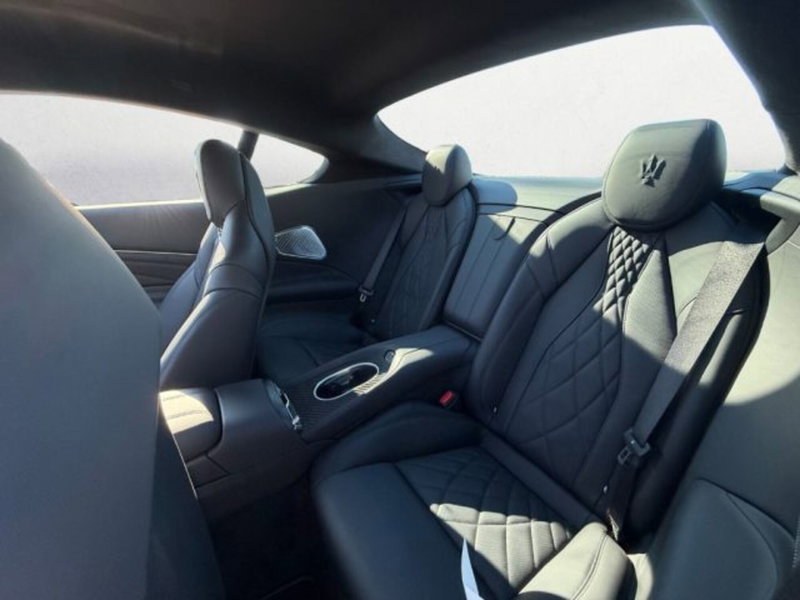 Maserati Granturismo usata a Udine (9)