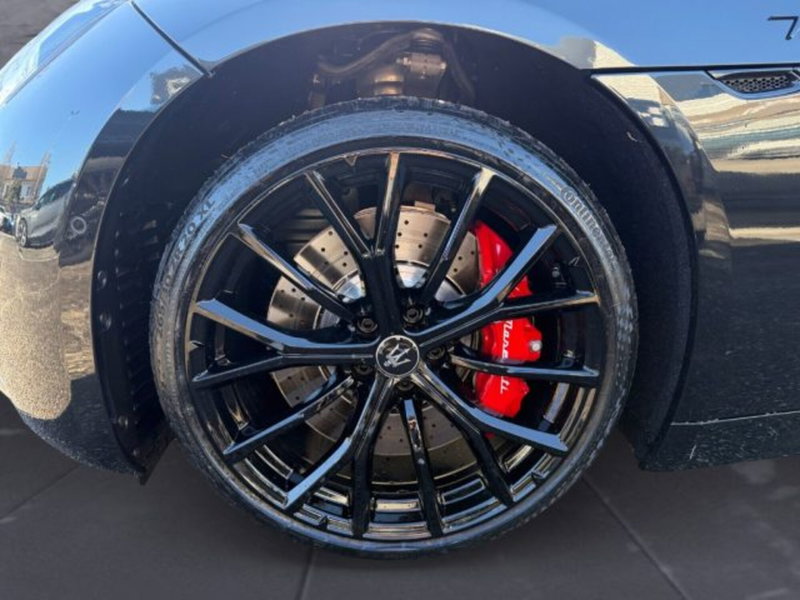 Maserati Granturismo usata a Udine (13)
