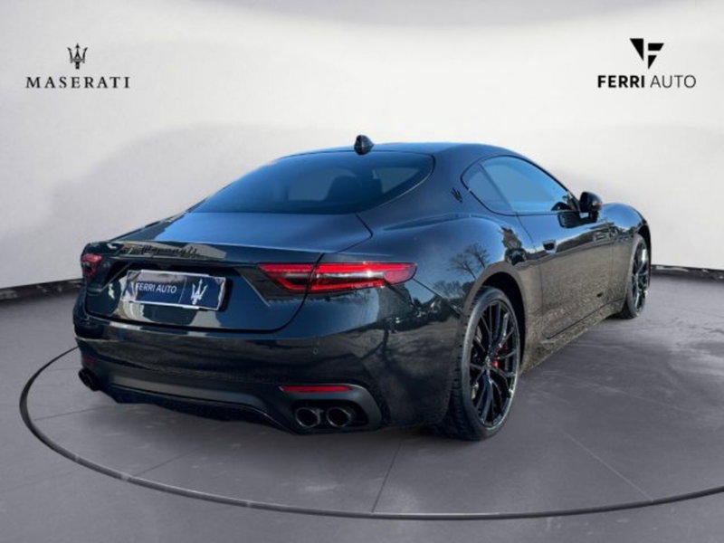 Maserati Granturismo usata a Udine (5)